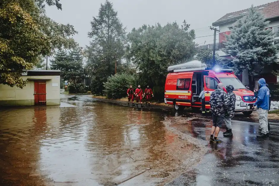 Local Water Damage Restoration team in BLOOMINGTON
